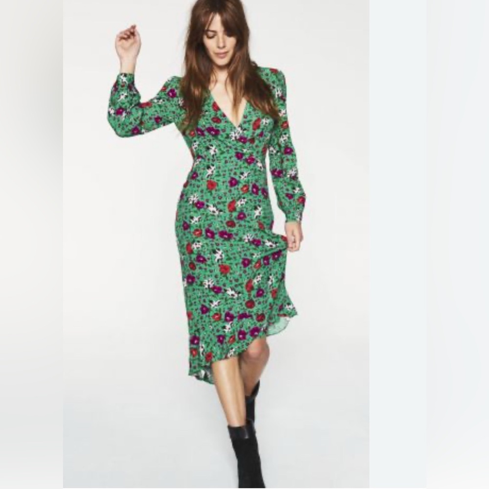 Melloday Kelly Green Wrap-Style Midi Dress – Size Small
